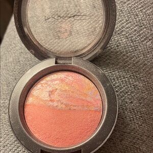 MAC Cosmetics Mineralize Blush in Moon River